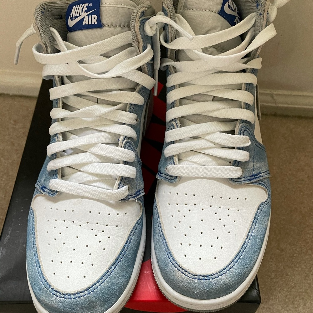 Nike - Picture 7 of 8